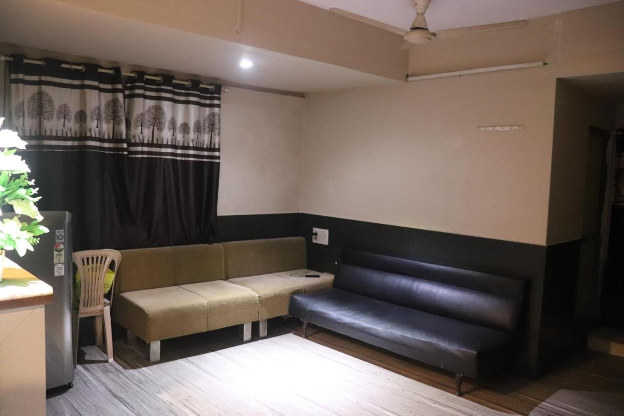 Hotel Harmony Jāmnagar エクステリア 写真